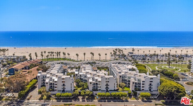 Building Photo - 2920 Neilson Wy