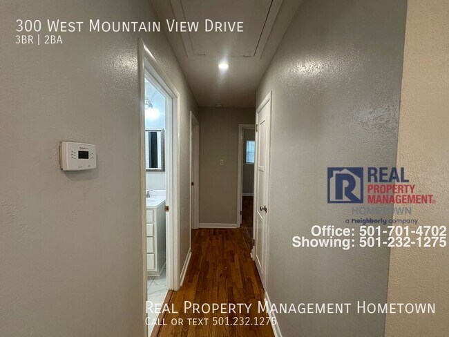 Building Photo - 300 W Mountain View Dr