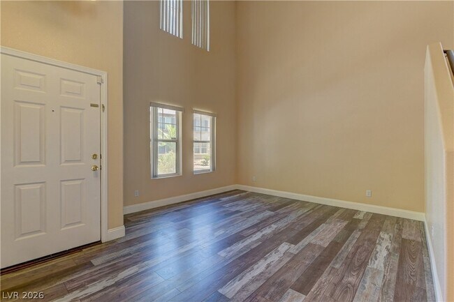 Building Photo - 5317 La Quinta Hills St