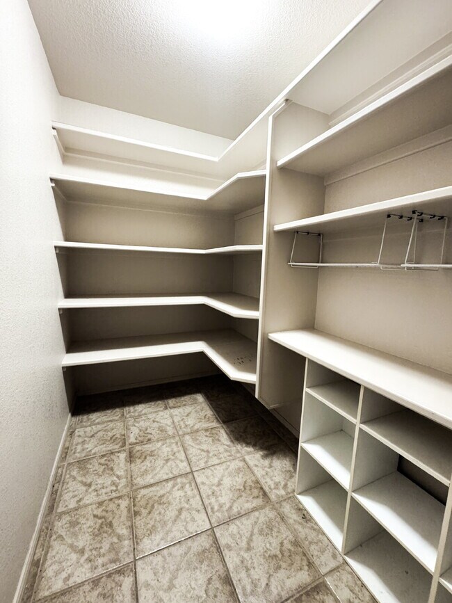 Building Photo - "Spacious 4-Bedroom, 2-Bathroom SOLAR Home in Mesa del Sol!"