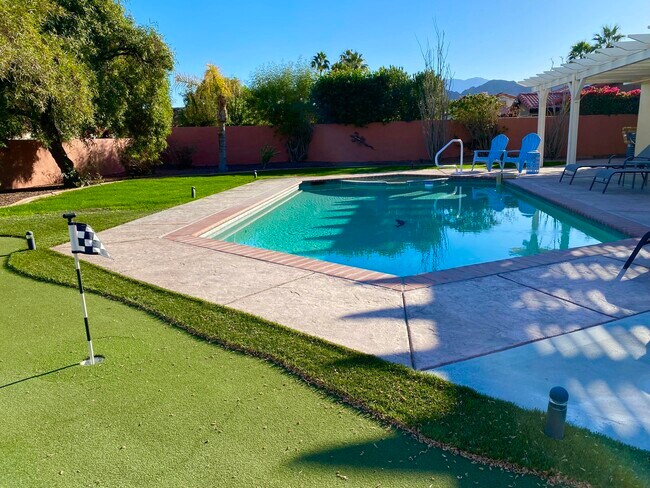 Building Photo - 43622 Warner Trail