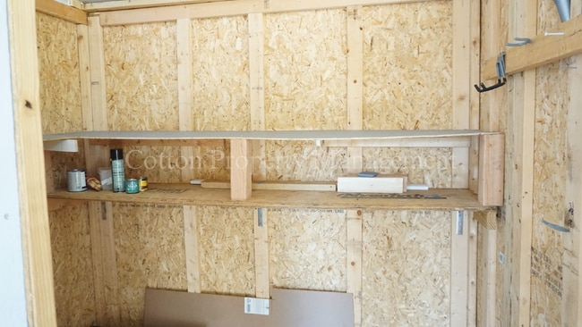 Building Photo - 605 Harnett St