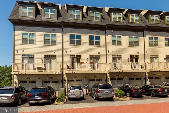 Building Photo - 1336 S Rolfe St
