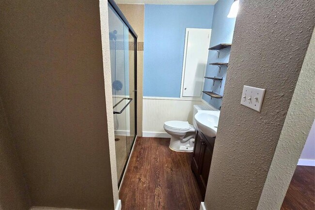 Building Photo - 9303 Robins Nest Ln