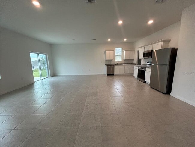 Building Photo - 456 Hennepin Lp