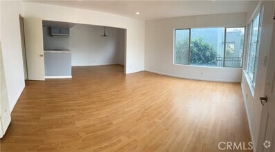 Building Photo - 3007 Alsace Ave