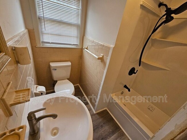 Building Photo - 102 Allen Ruffin Ave