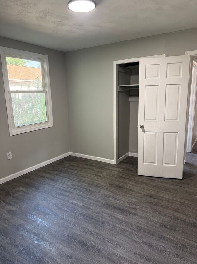 Building Photo - 3BR Plain Township Ranch