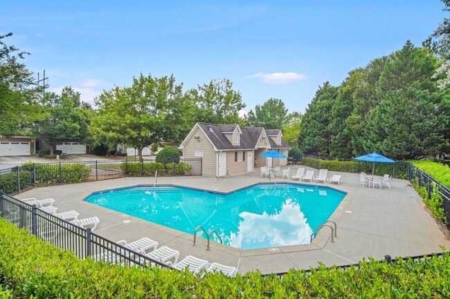 Building Photo - 1539 Creek Bend Ln NW
