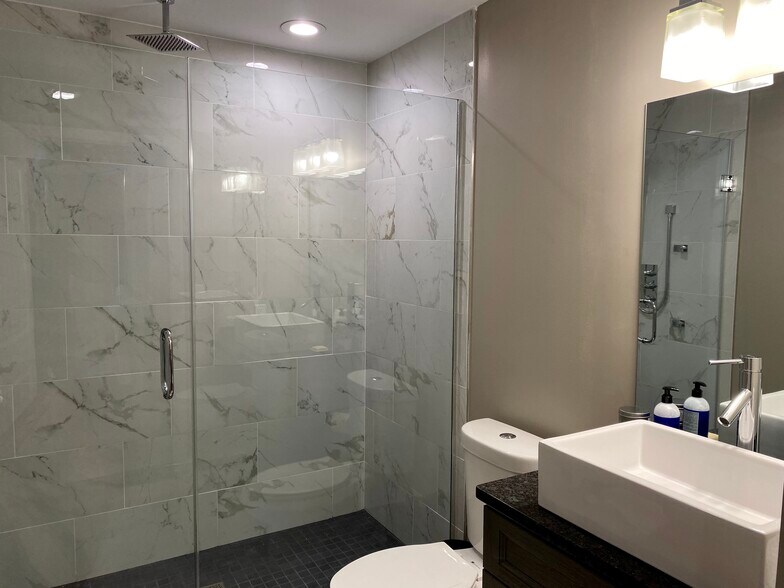 Building Photo - 108 Washington N Ave