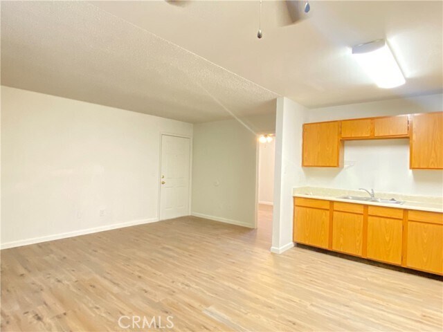 Building Photo - 1620 W Euclid Ave