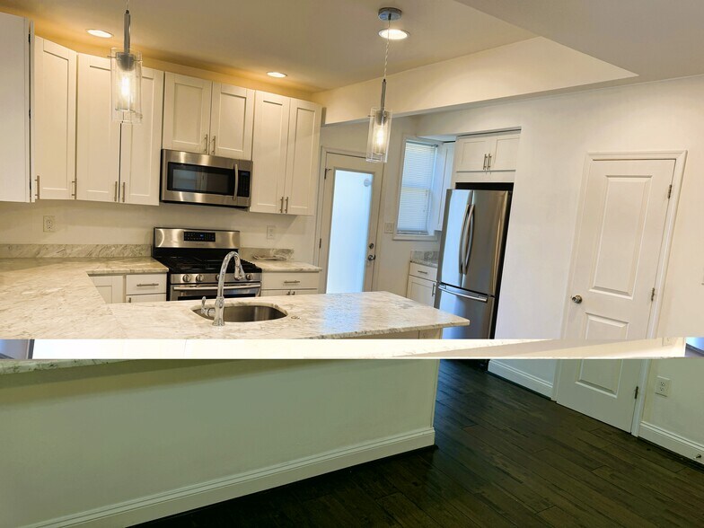 Building Photo - 521 Powhatan Pl NW