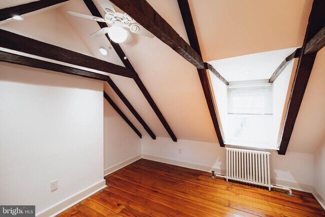 Building Photo - 407 N Washington St