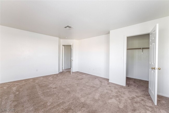 Building Photo - 505 Escoto Pl