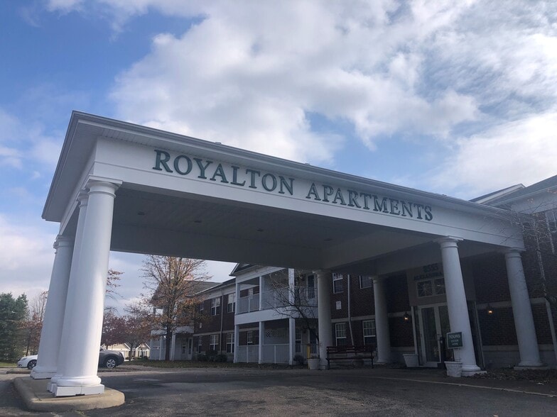 Building Photo - Royalton Apartments - Luxury 55+Senior Living