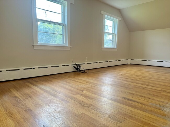 Building Photo - 160 Wolcott St