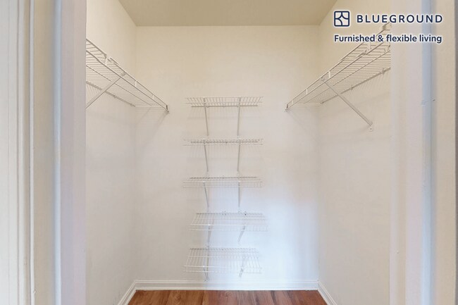 Building Photo - 10608-E Kitty Pozer Drive-SI FL1-ID10686A