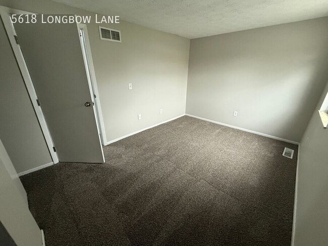 Building Photo - 5618 Longbow Ln