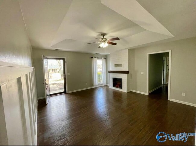 Building Photo - 108 Eva Ct