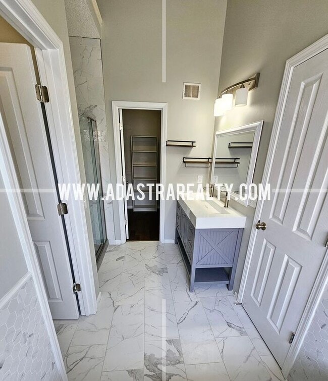 Building Photo - Fabulous Ranch Home in Liberty-Avaialable in MARCH!!