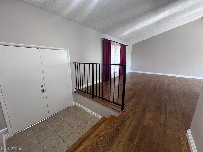Building Photo - 3850 S Spitze Dr