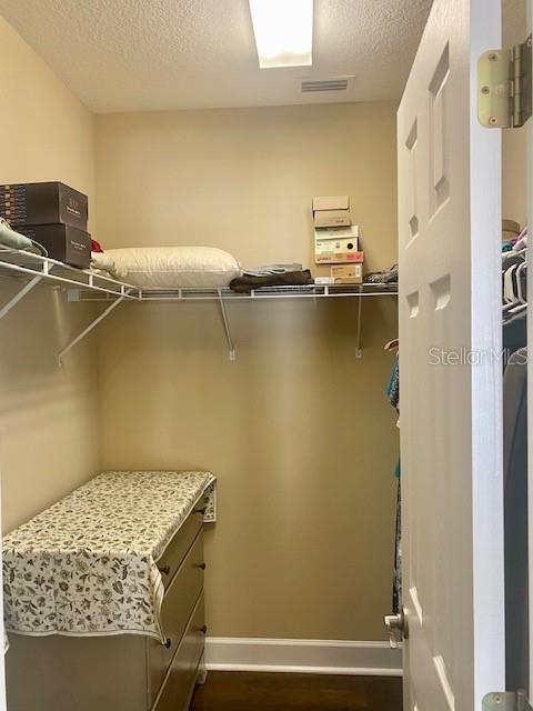 Building Photo - 1736 Mova St