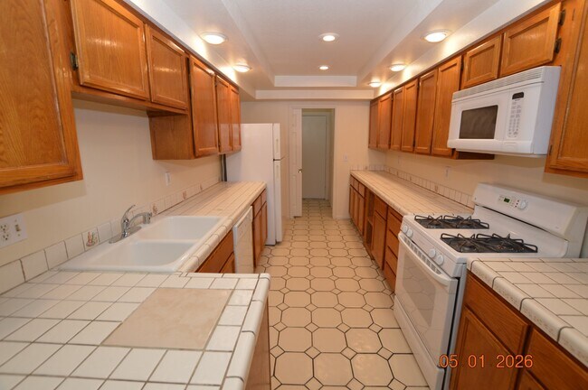 Building Photo - 3965 Tirana Way