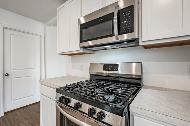 Building Photo - 4138 Zavala Ml St