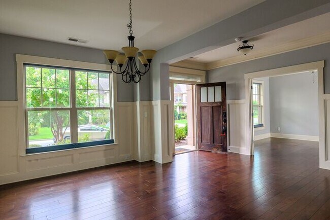 Building Photo - 5840 Springbox Dr Suwanee, GA 30024