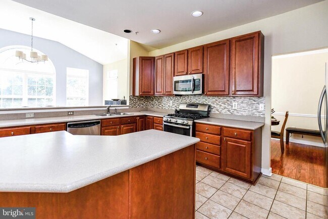 Building Photo - 13003 Belle Meade Trace