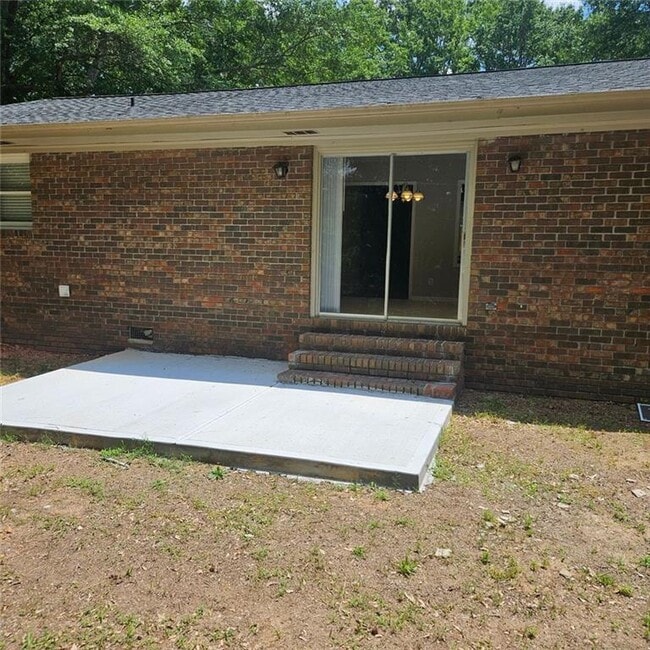Building Photo - 1183 Payne Rd