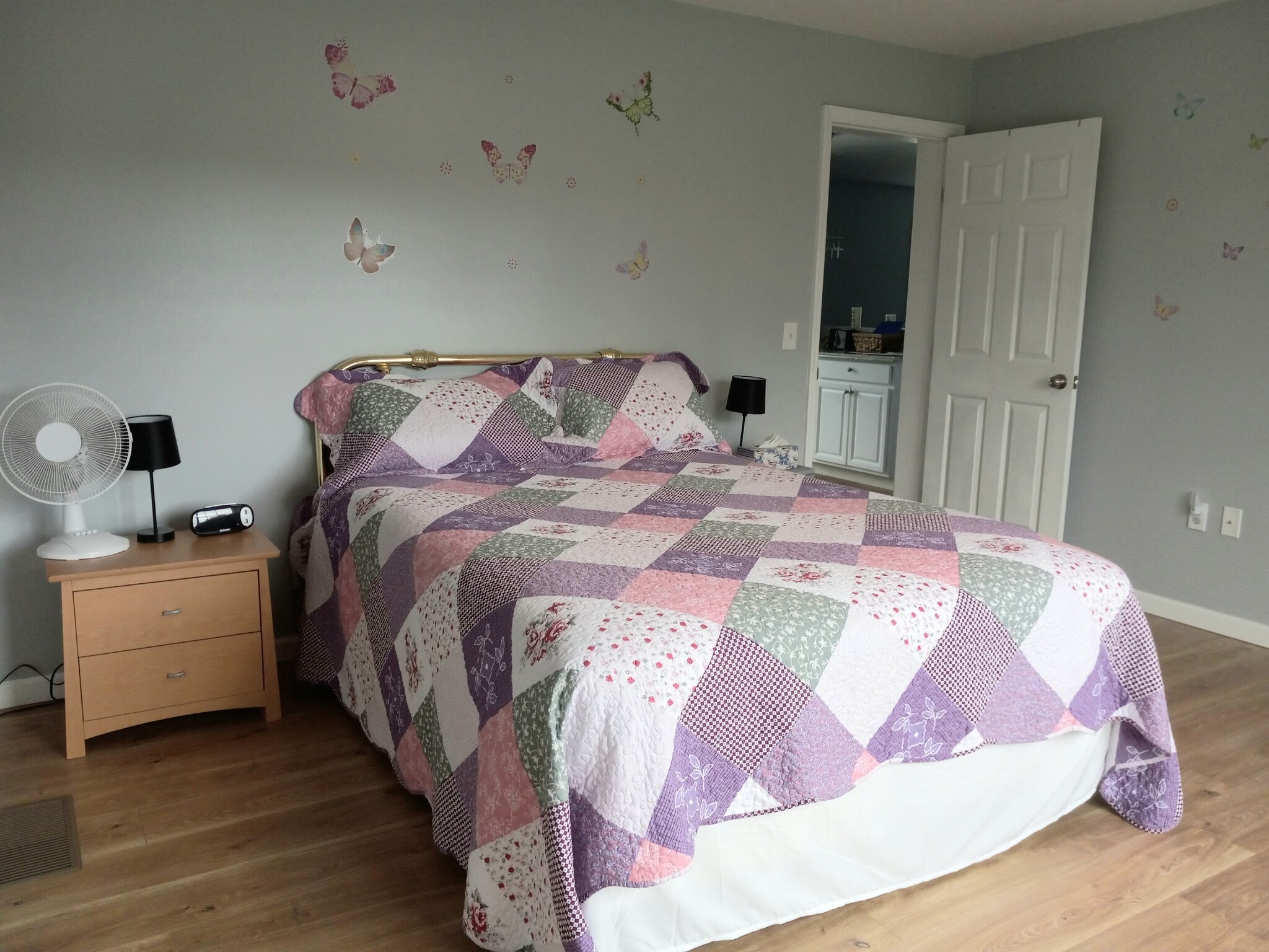 1st Bedroom - 83 Mott Rd