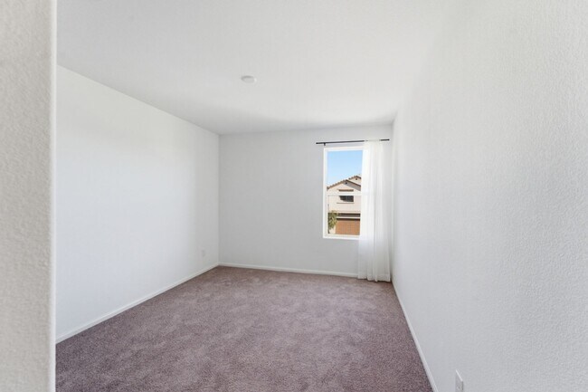 Building Photo - Three-Bedroom House For Rent!