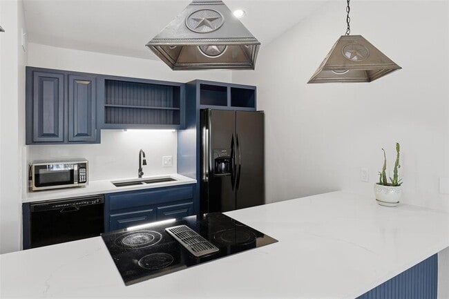 Building Photo - 100 Bay Point Dr