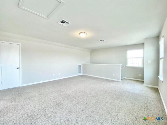 Building Photo - 2036 Port Ellen Dr