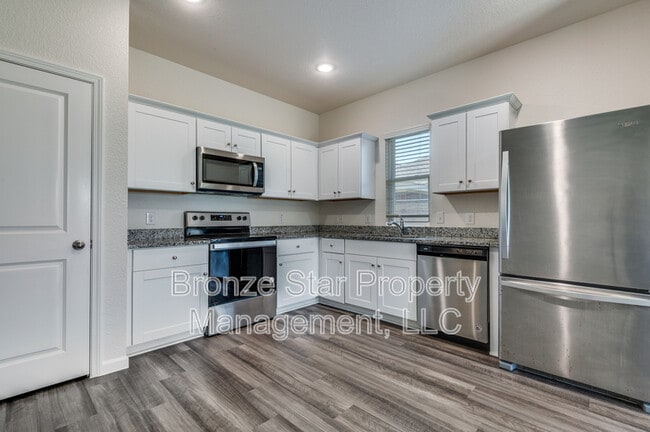Building Photo - 2525 Comal Creek Dr