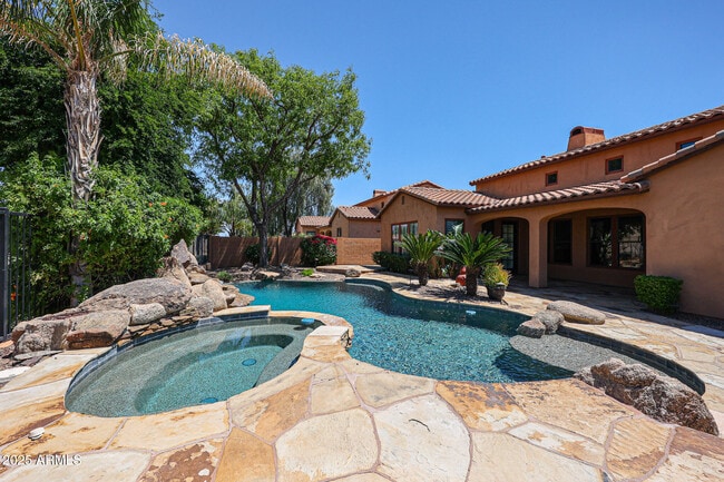 Building Photo - 17813 N 57th Pl