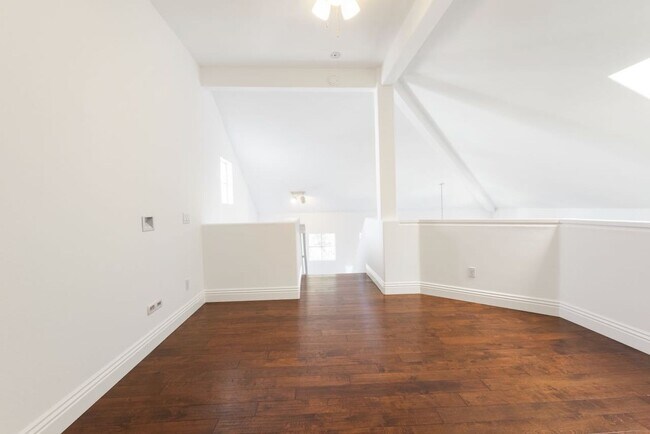 Building Photo - Spacious Laguna Niguel 3 Bed 2 Bath Condo Near Dana Point Harbor