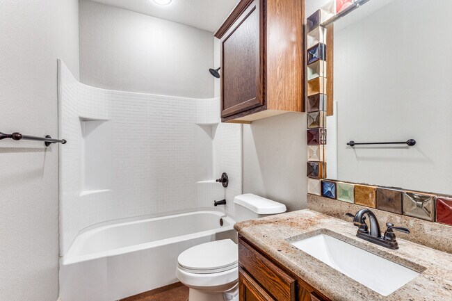 Building Photo - 2712 Merida Ave