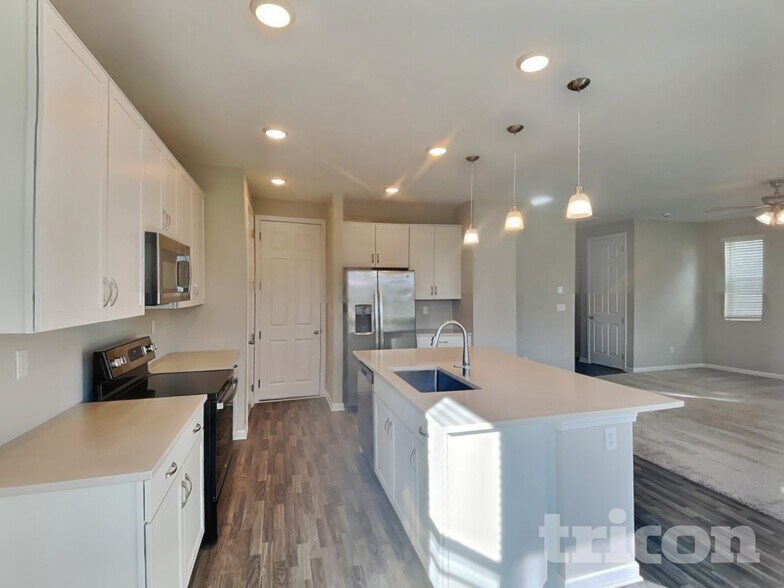 Building Photo - 109 Timber Crest Trl