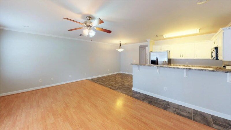 Building Photo - 108 Cody Dr