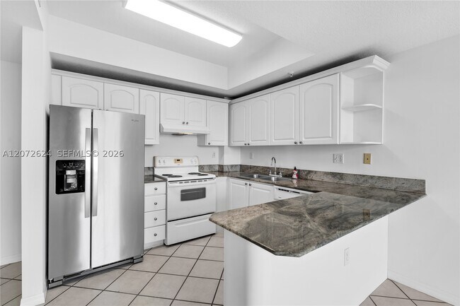 Building Photo - 3500 Coral Wy