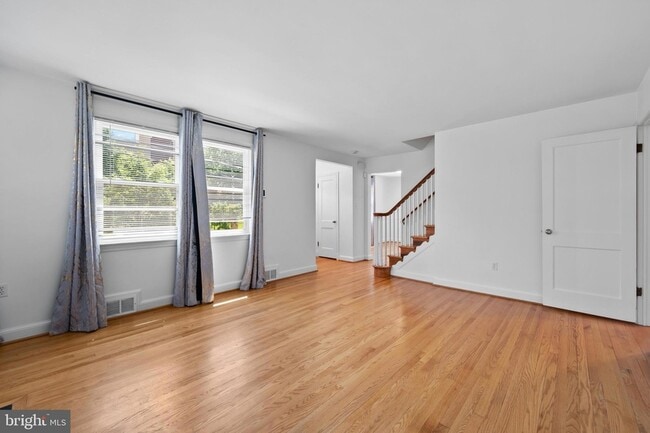 Building Photo - 9110 Autoville Dr