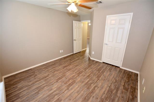 Building Photo - 621 Chestnut Ct