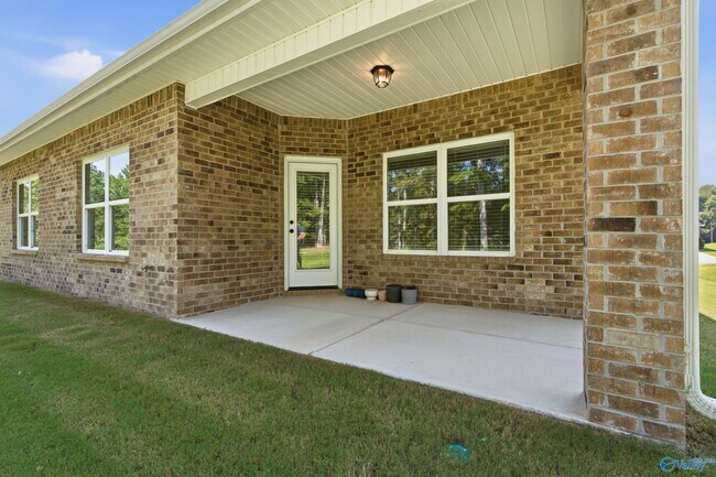 Building Photo - 6226 Pisgah Dr NW