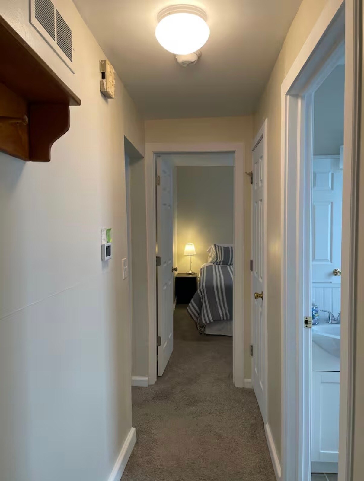 Building Photo - 213 S 7th St