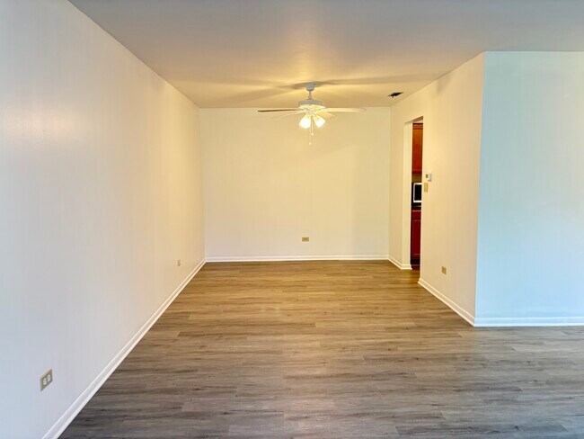 Building Photo - 1104 Castilian Ct