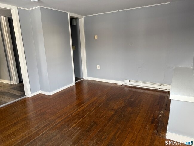 Building Photo - 144 Wetmore Ave