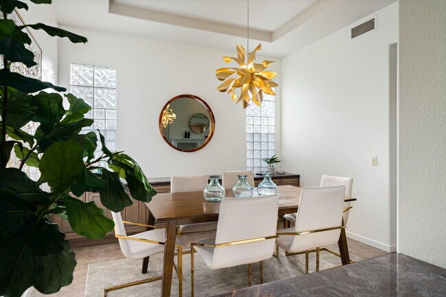 Building Photo - 149 Rainbird Cir