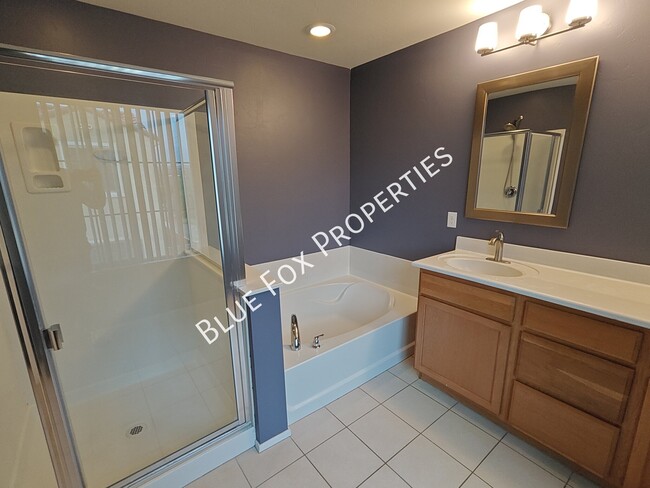 Building Photo - 10947 E Passion Flower Ln